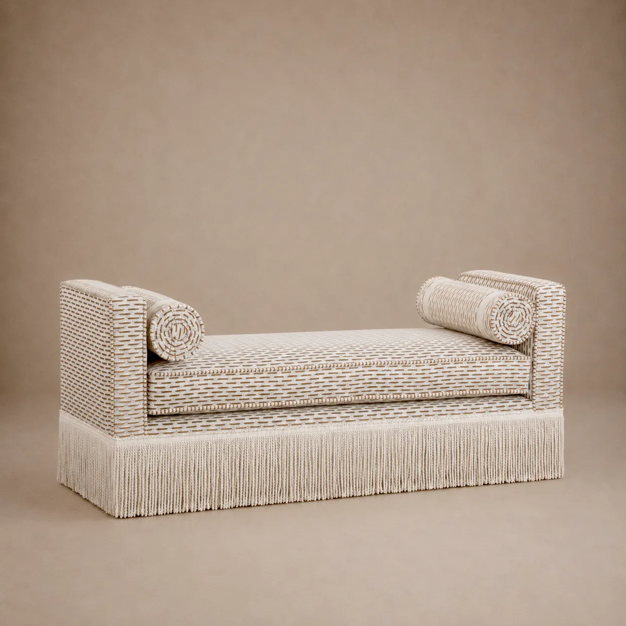 julian bench parisvienne background result